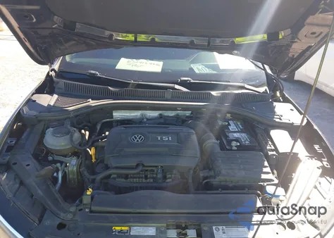 2019 Volkswagen Jetta Gli 2.0T Autobahn/2.0T S/35Th Anniversary Edition z USA, uszkodzony, nr VIN 3VW6T7BU5KM152685